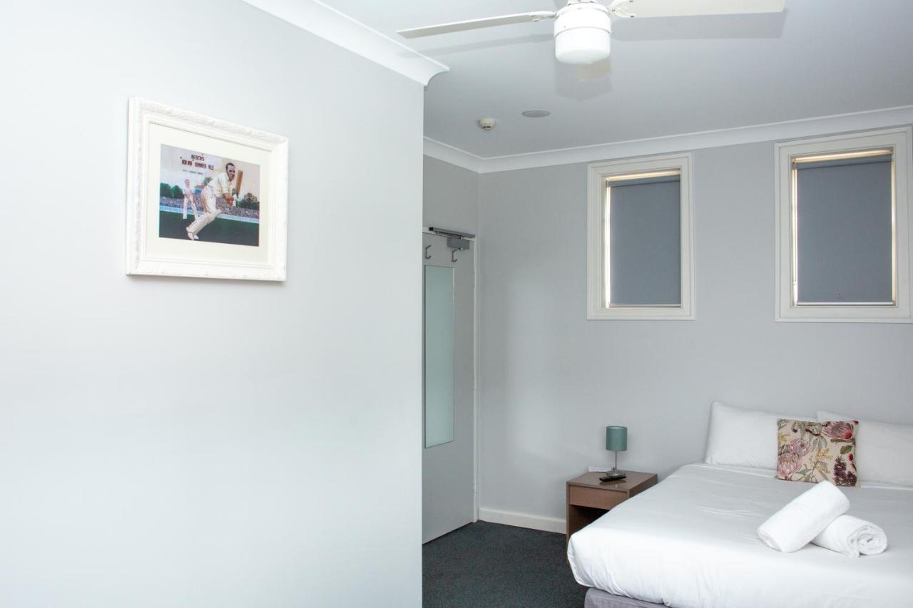 Five Island Hotel Cringila ภายนอก รูปภาพ